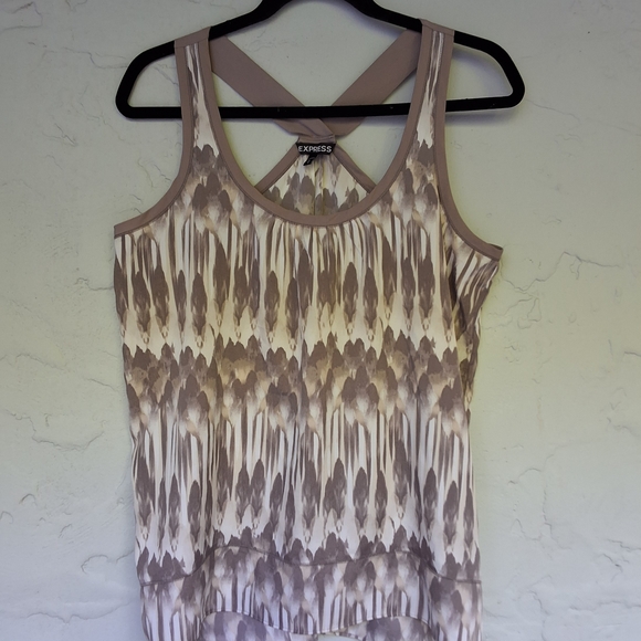 Express Women's Beige and Brown Patterned Tank Top - Picture 1 of 3